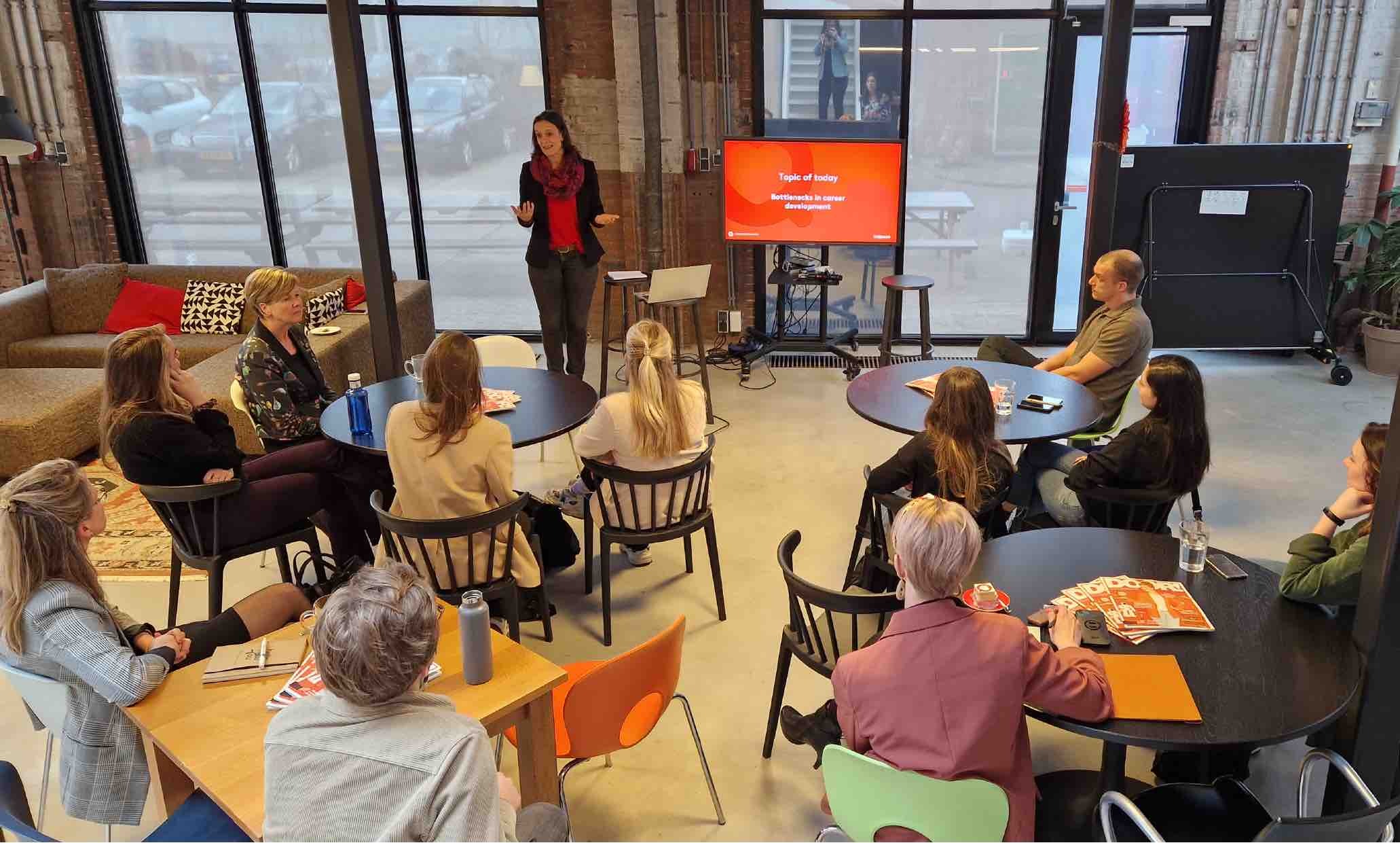 Bottlenecks in career development kopie