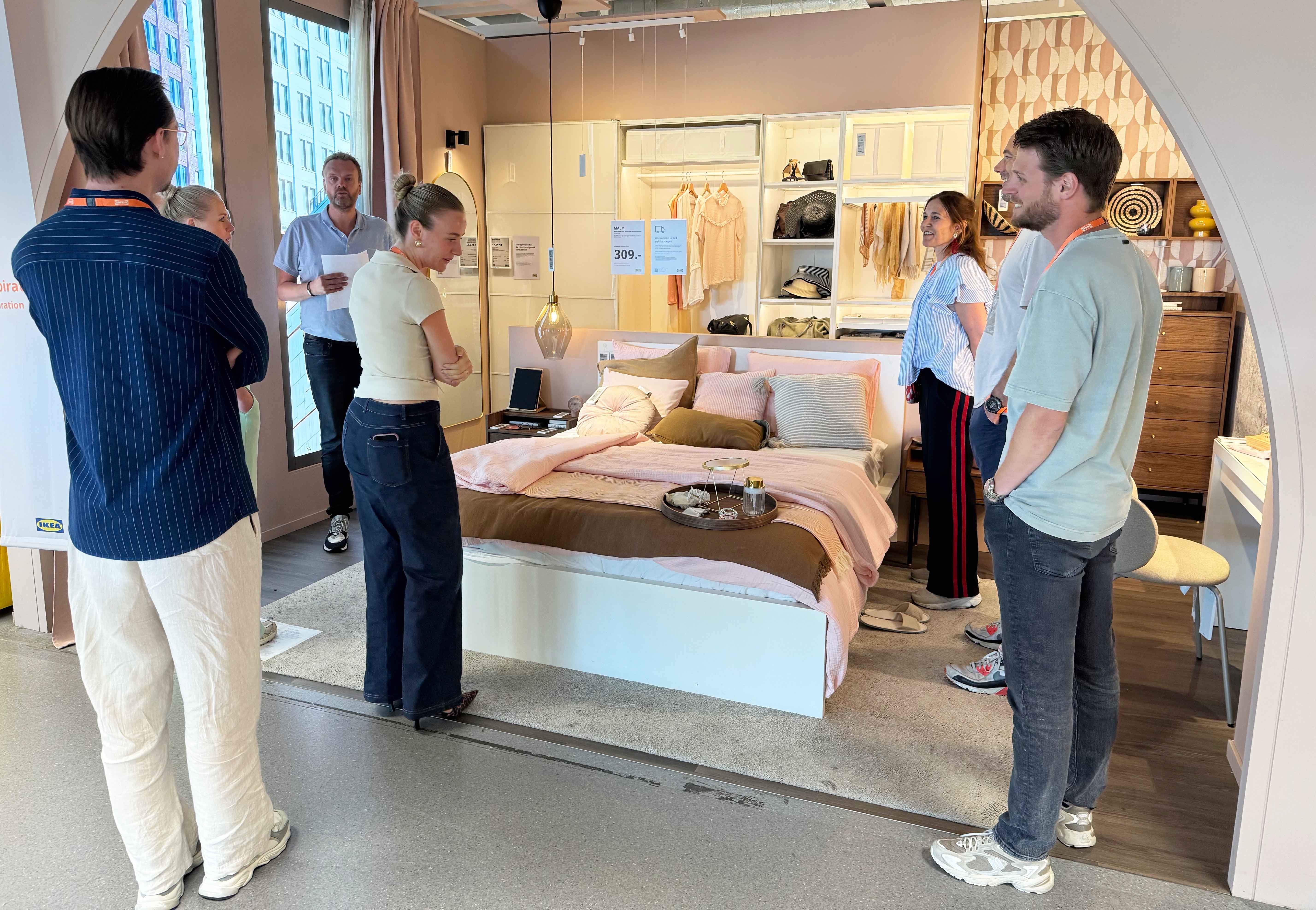 Entering the shop floor at IKEA during the TinQtable