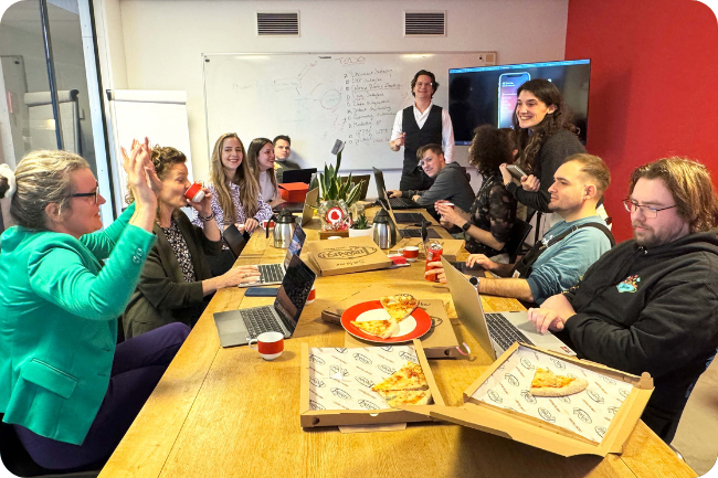 Brainstormsessie met pizza bij TinQwise